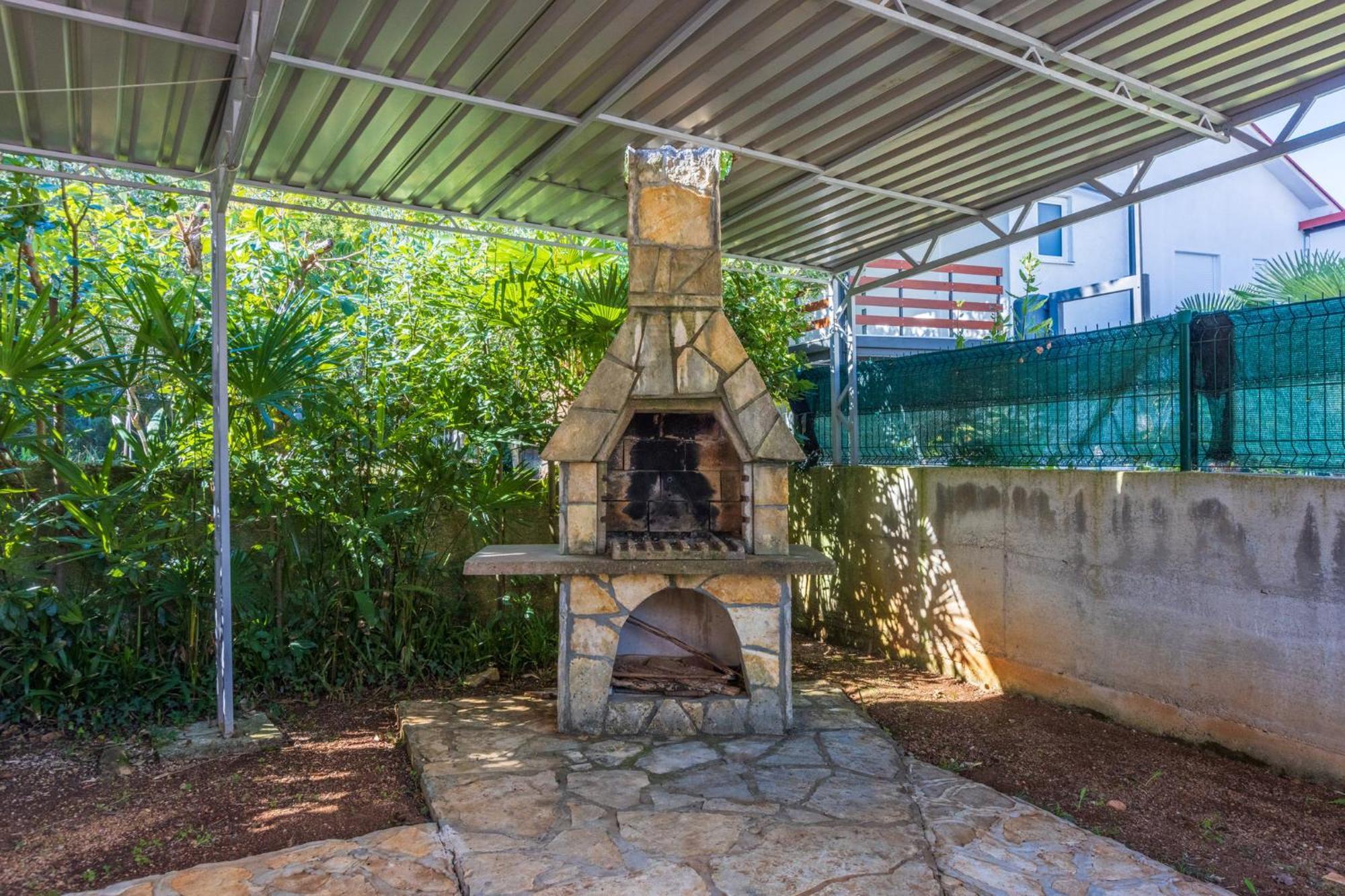 Stipancic Apartment Malinska Bagian luar foto