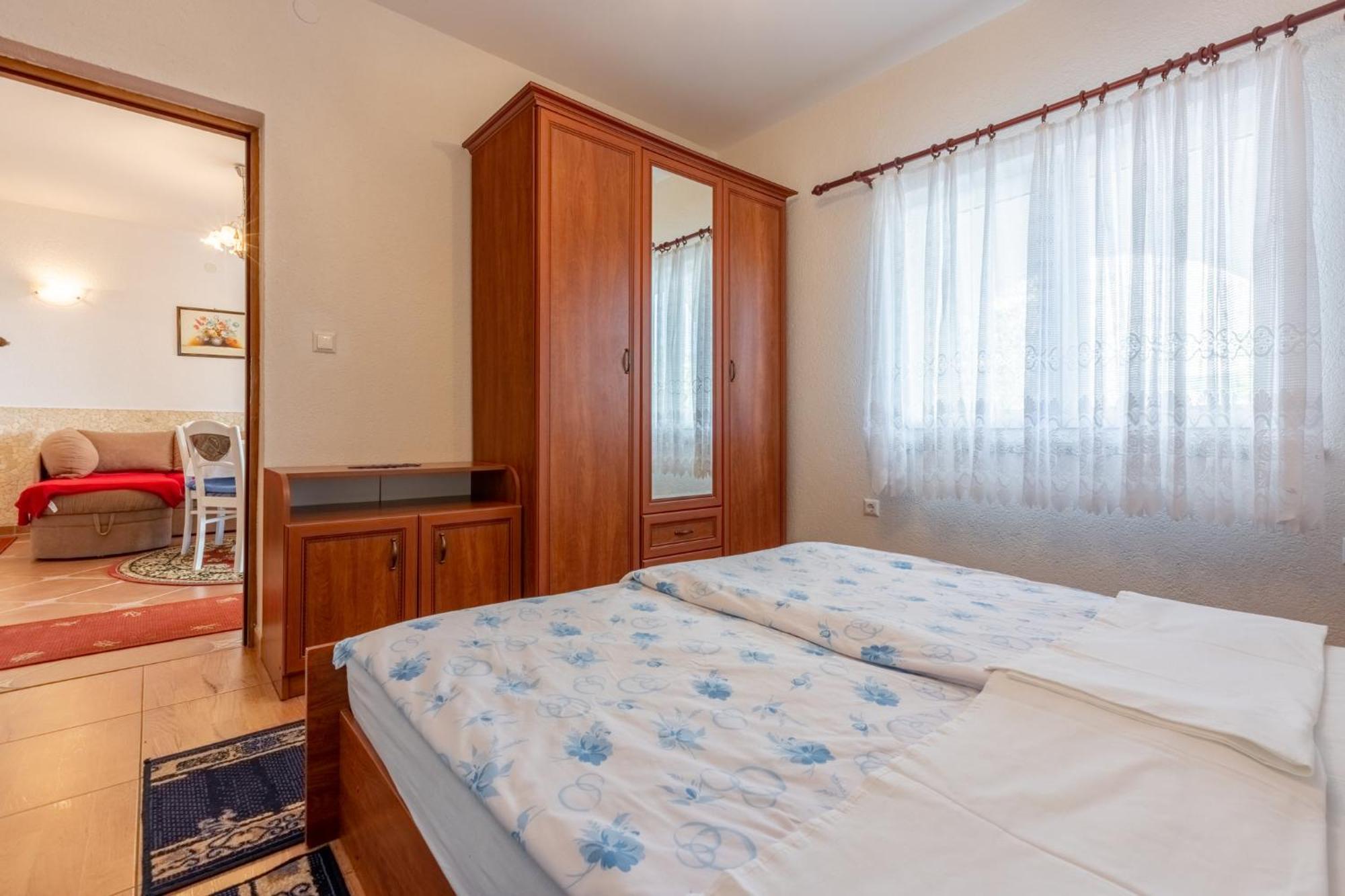 Stipancic Apartment Malinska Bagian luar foto